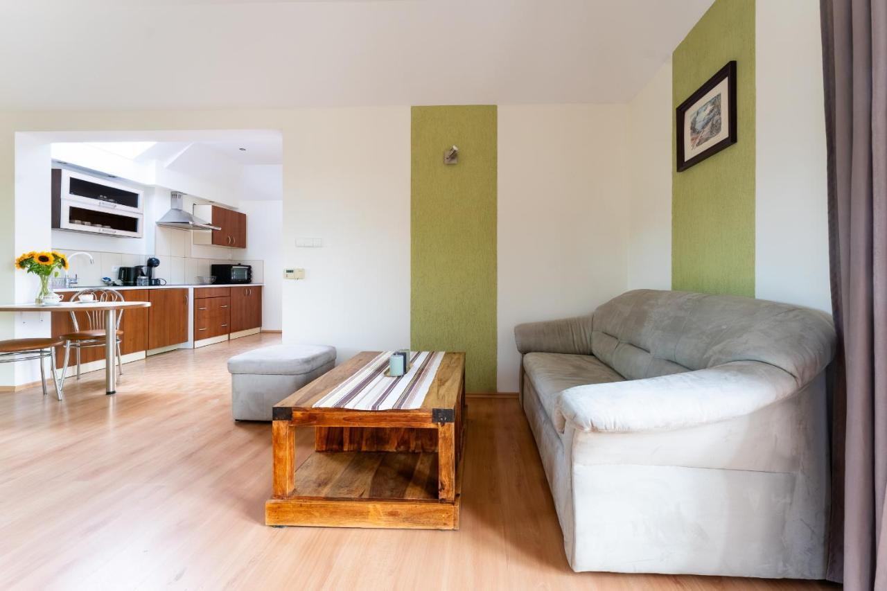 Apartament Green Hill Z Balkonem I Widokiem Na Karkonosze - Space Apart Jelenia Góra Buitenkant foto