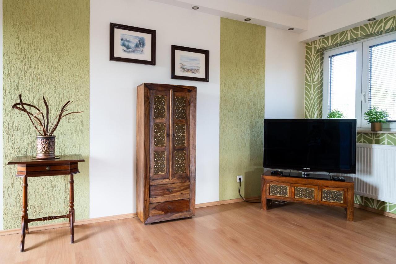 Apartament Green Hill Z Balkonem I Widokiem Na Karkonosze - Space Apart Jelenia Góra Buitenkant foto