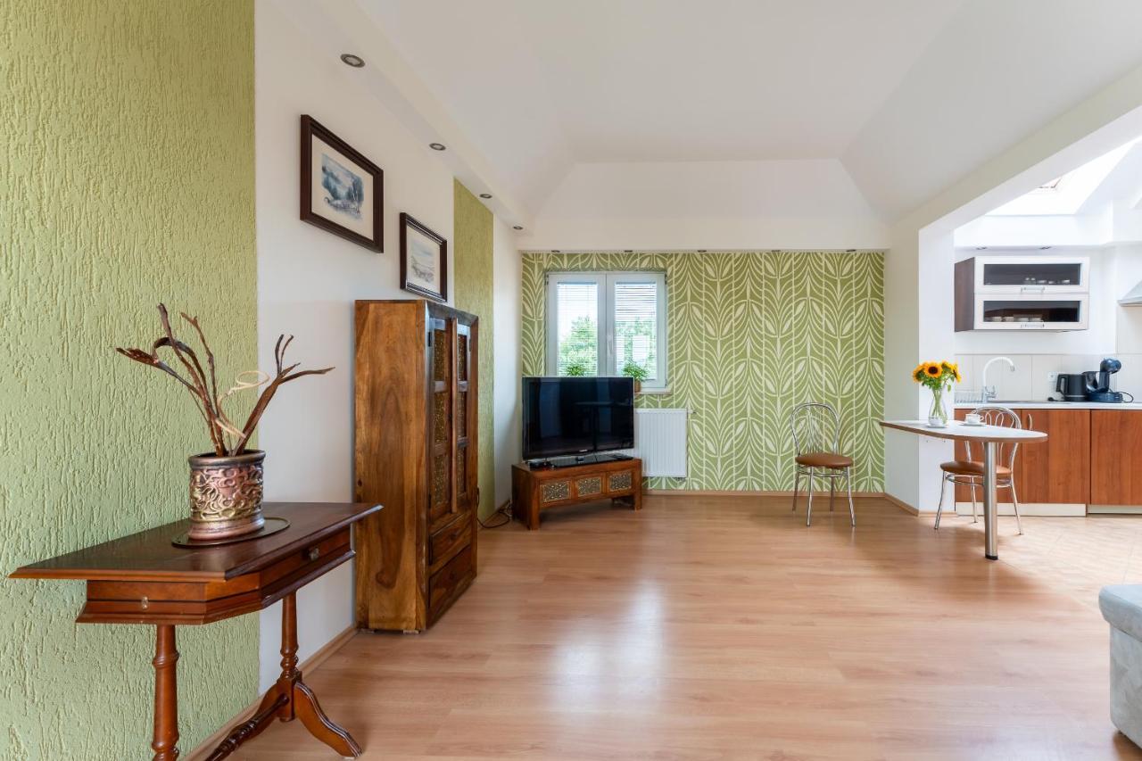Apartament Green Hill Z Balkonem I Widokiem Na Karkonosze - Space Apart Jelenia Góra Buitenkant foto