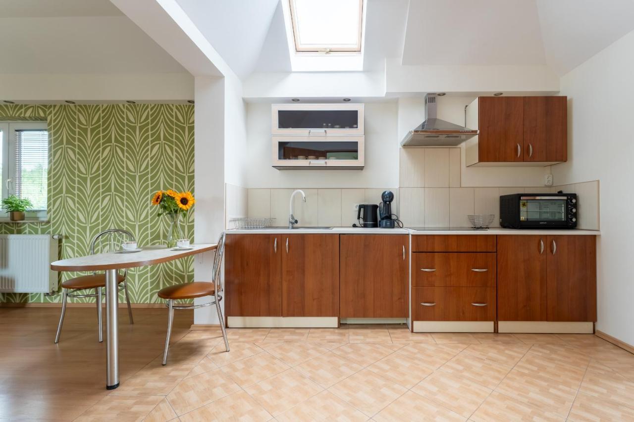 Apartament Green Hill Z Balkonem I Widokiem Na Karkonosze - Space Apart Jelenia Góra Buitenkant foto